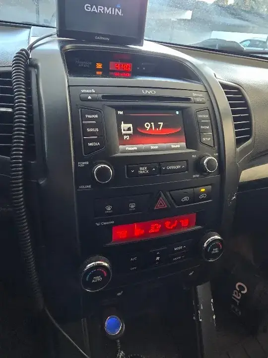 Kia Sorento 2012 photo 5