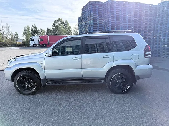 Toyota Land Cruiser 2007 photo 3
