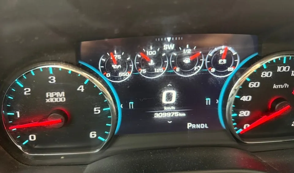 Chevrolet Tahoe 2017 photo 2
