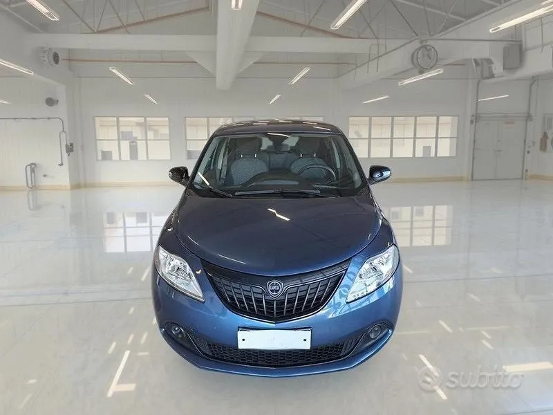 Lancia Ypsilon 2023 photo 2