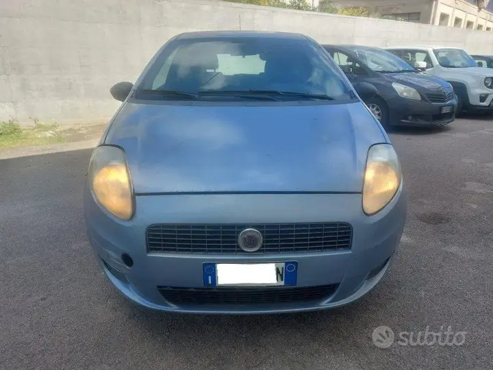 Fiat Grande Punto 2008 photo 2