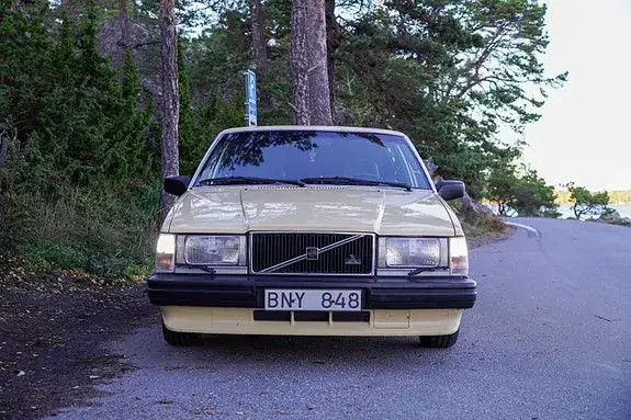 Volvo 740 1989 photo 2