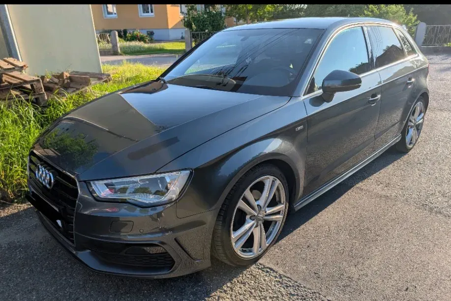 Audi A3 2013 photo 2