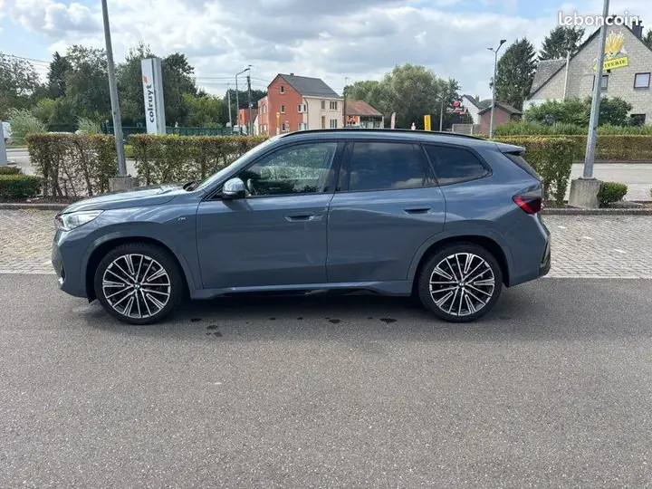 BMW X1 2023 photo 2