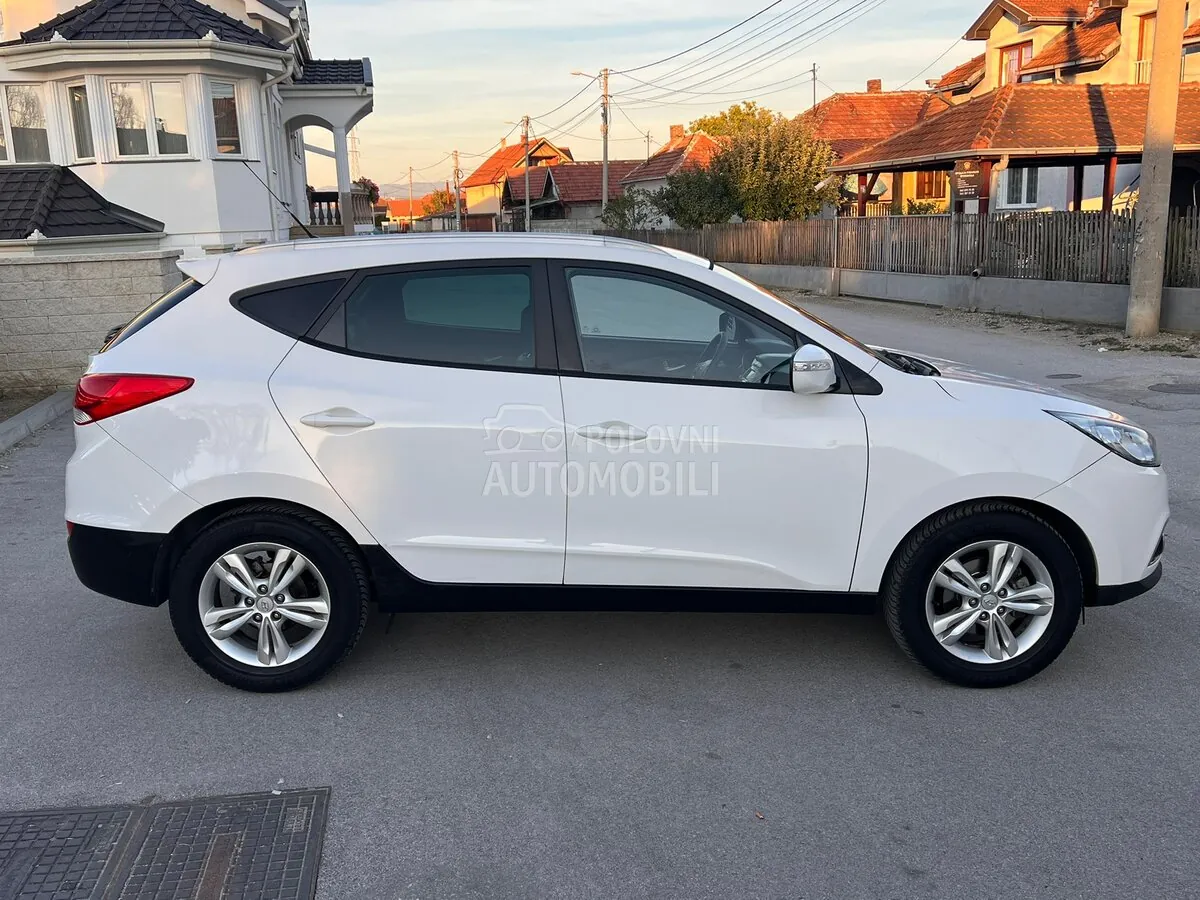 Hyundai Ix35 2012 photo 5