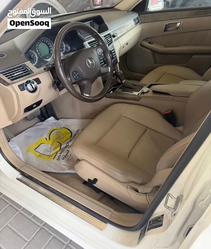 Mercedes-Benz E250 2010 photo 2