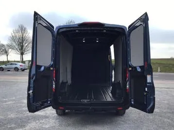 Ford Transit 2023 photo 3