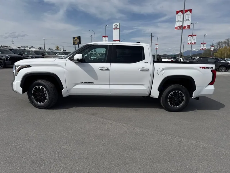 Toyota Tundra 2026 photo 2