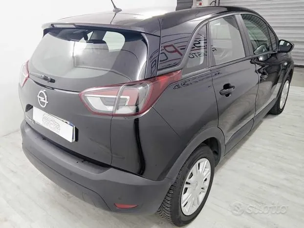 Opel Crossland X 2019 photo 2