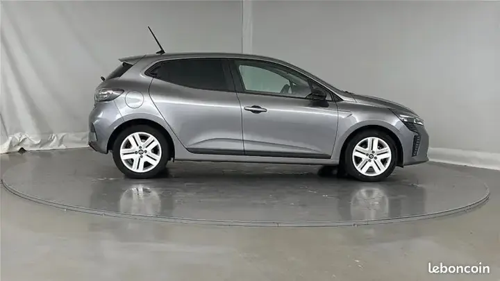 Renault Clio 2024 photo 4