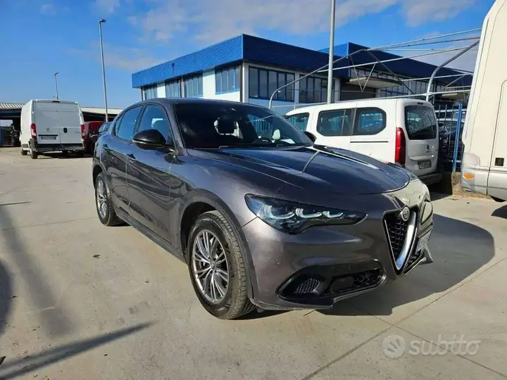 Alfa Romeo Stelvio 2023 photo 3