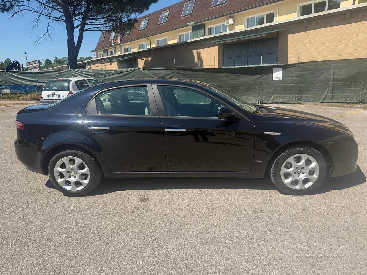 Alfa Romeo 159 2006 photo 4