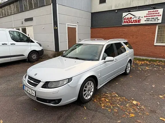 Saab 9-5 2010 photo 4