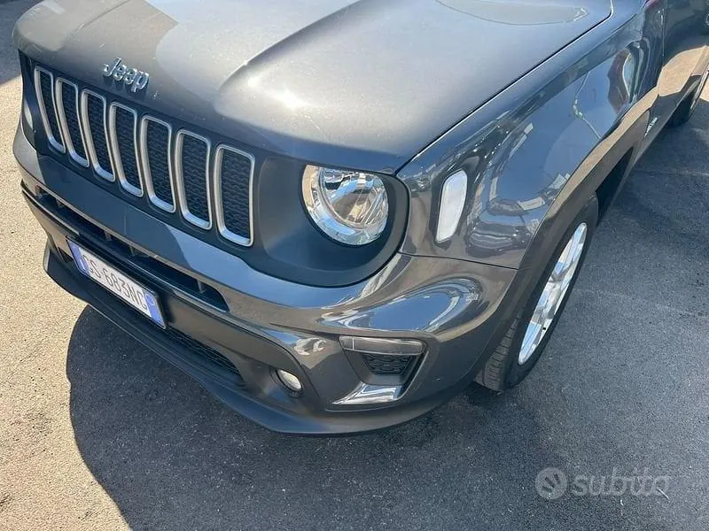 Jeep Renegade 2024 photo 3