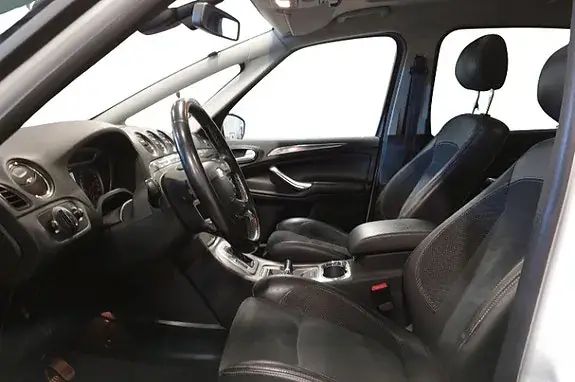 Ford S-Max 2010 photo 5