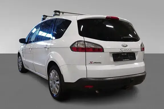 Ford S-Max 2010 photo 3