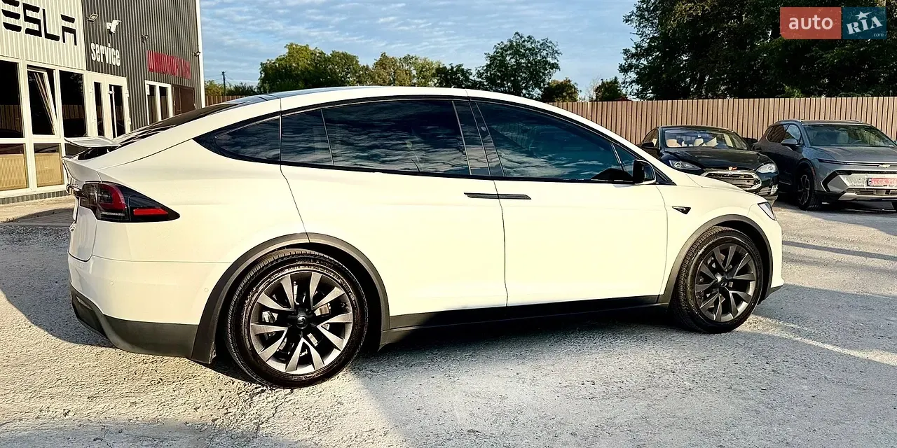 Tesla Model X 2022 photo 4