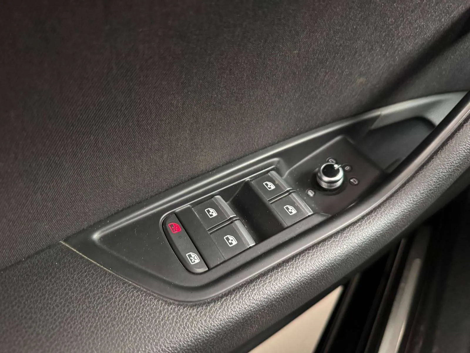 Audi A4 2016 photo 5