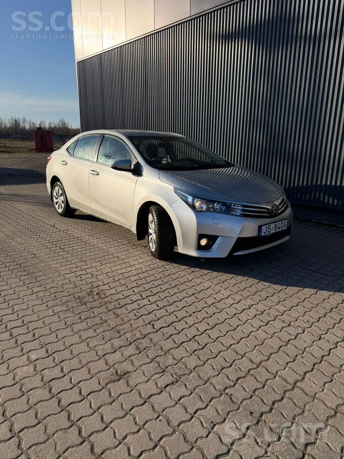 Toyota Corolla 2014 photo 3