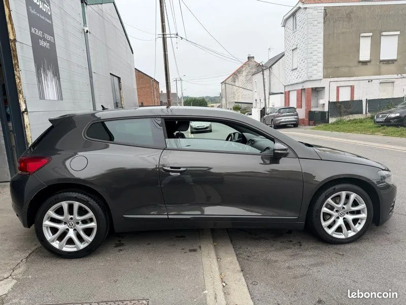 Volkswagen Scirocco 2010 photo 5