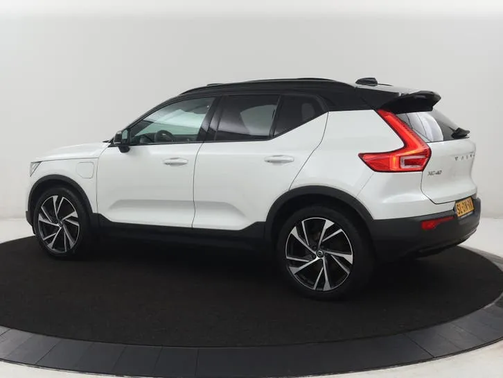 Volvo Xc40 2020 photo 2