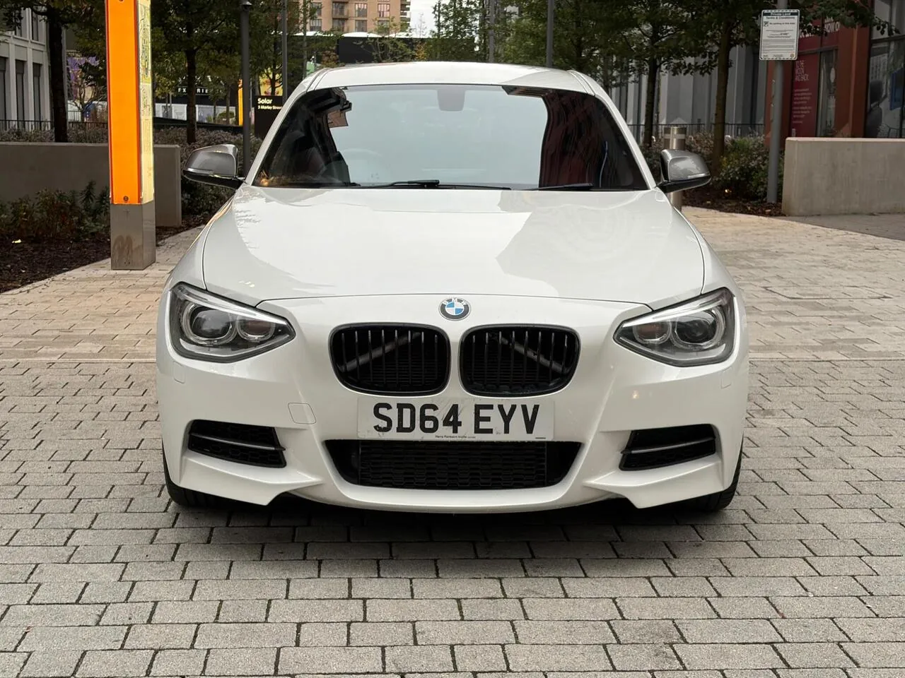 BMW 1 Series 2014 photo 2