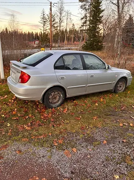 Hyundai Accent 2005 photo 4