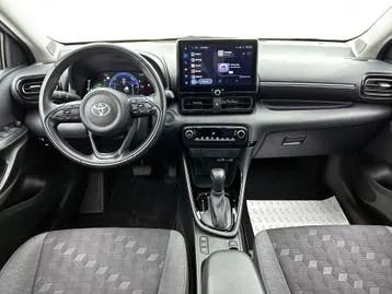 Toyota Yaris 2024 photo 3
