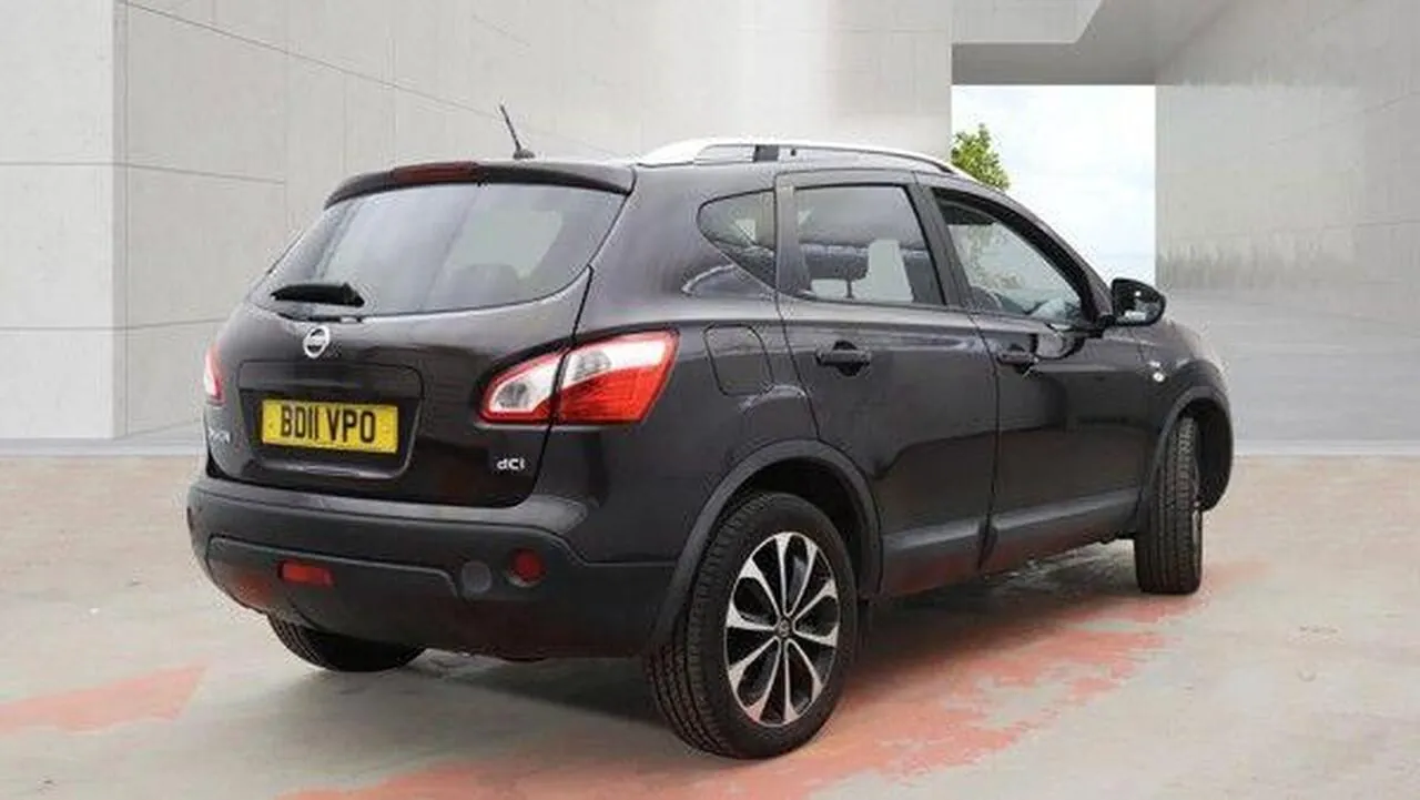 Nissan Qashqai 2011 photo 3