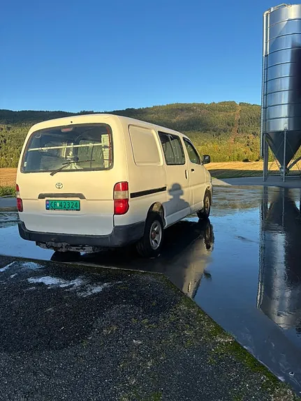 Toyota Hiace 2007 photo 4