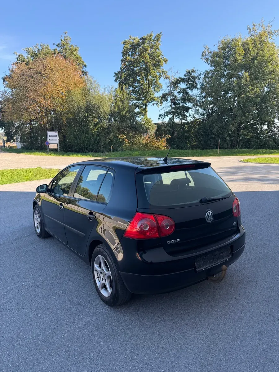 Volkswagen Golf 2007 photo 2