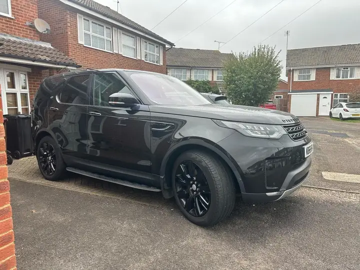 Land Rover Discovery 2017 photo 3