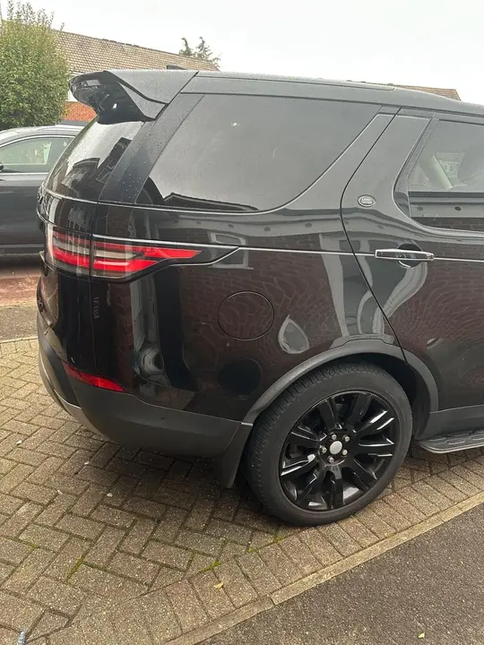 Land Rover Discovery 2017 photo 5