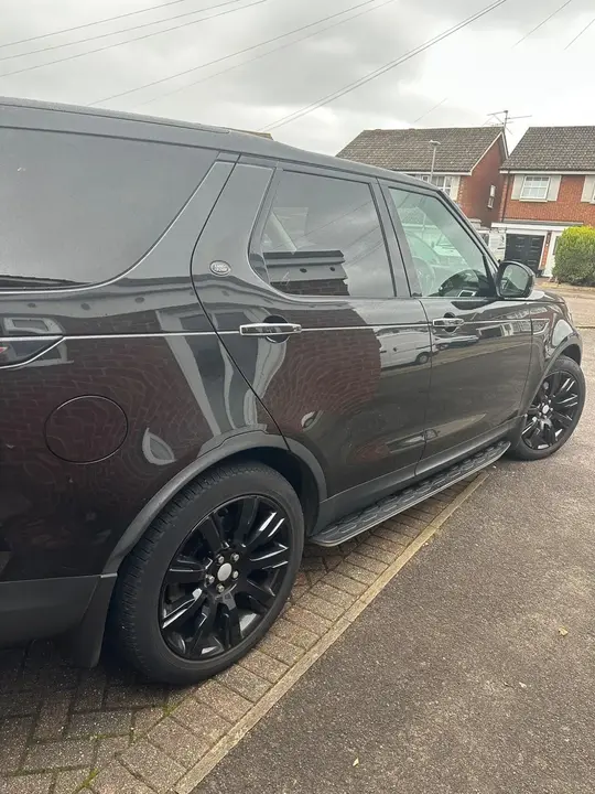 Land Rover Discovery 2017 photo 4