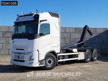 Volvo Fh photo 3
