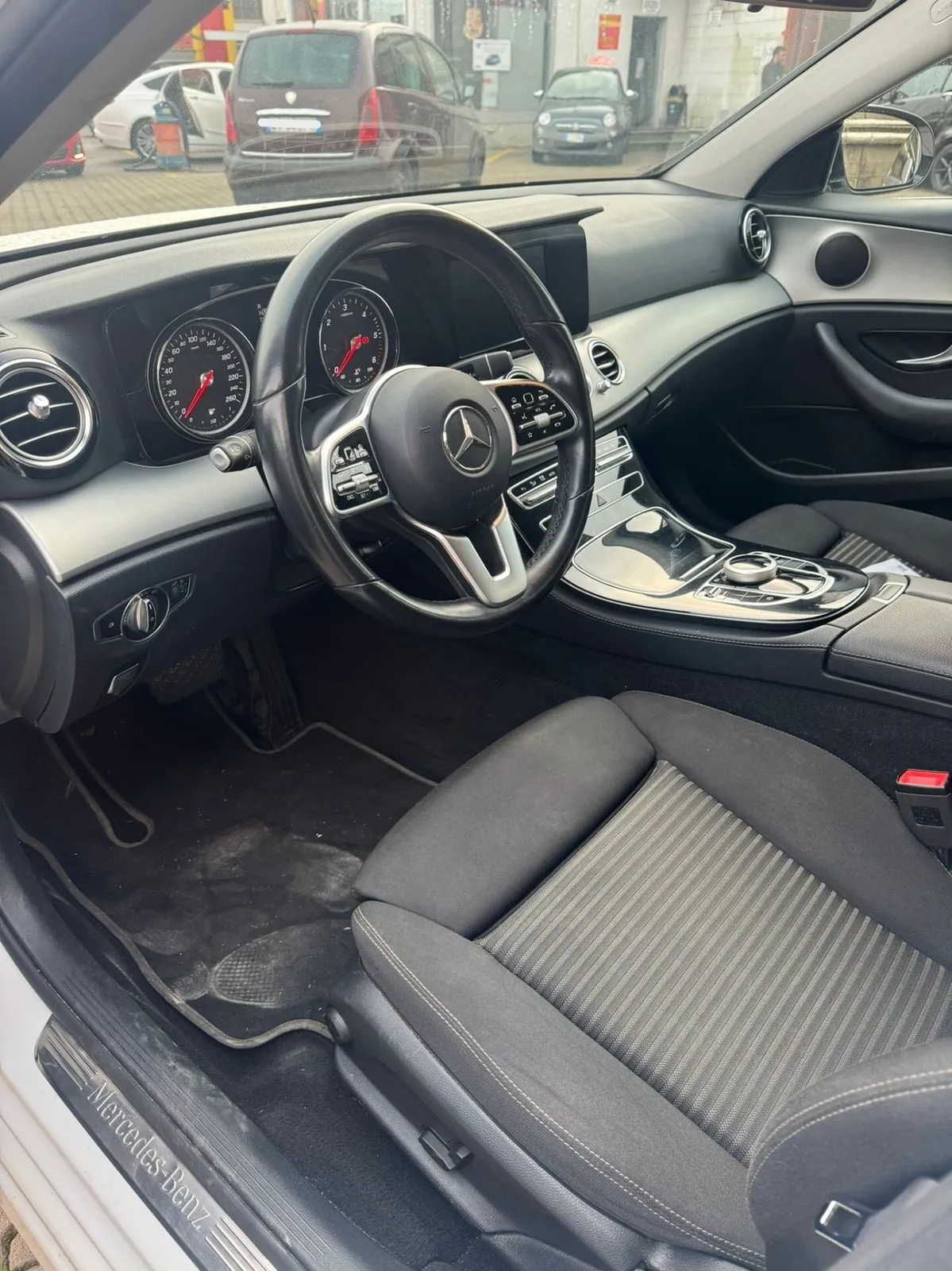 Mercedes-Benz E-Class 2019 photo 5