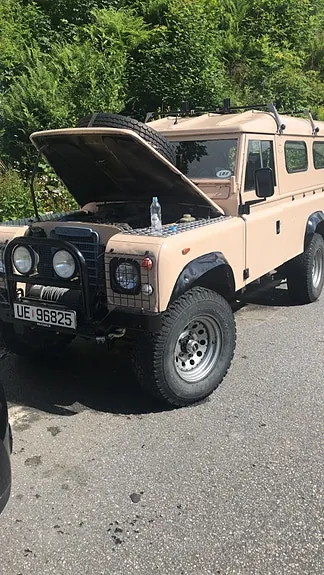Land Rover 109 1974 photo 2