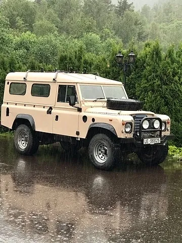 Land Rover 109 1974 photo 4