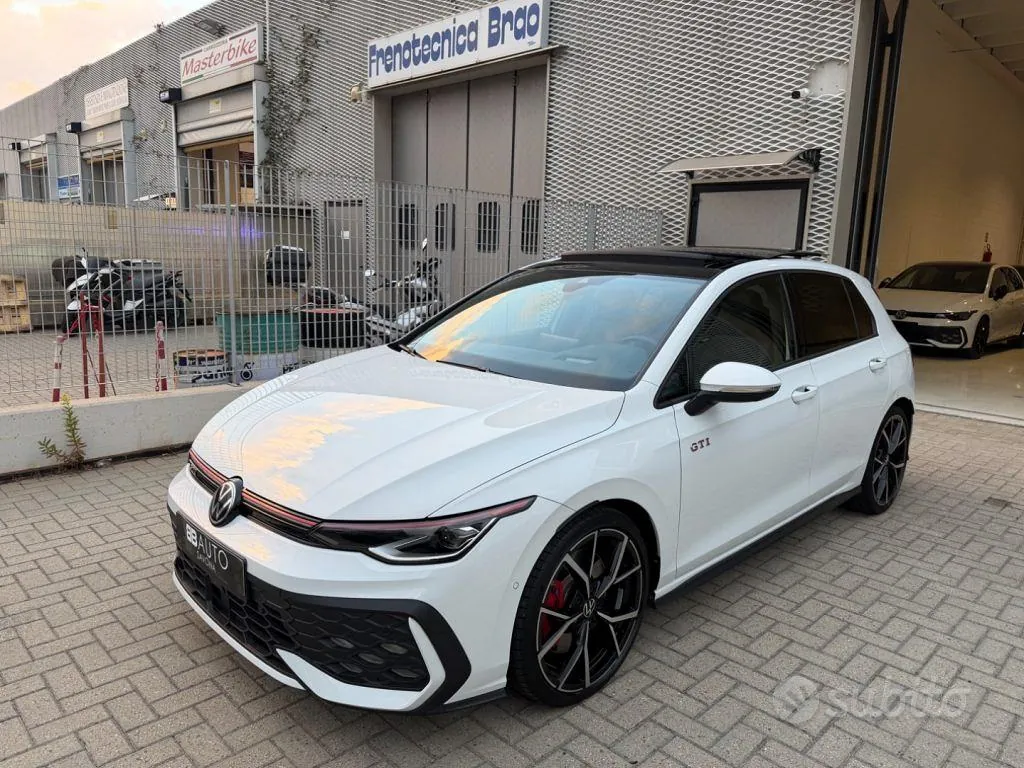 Volkswagen Golf Gti 2024 photo 3