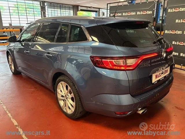 Renault Megane 2017 photo 2