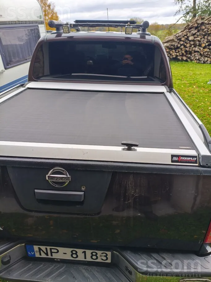Nissan Navara 2011 photo 5