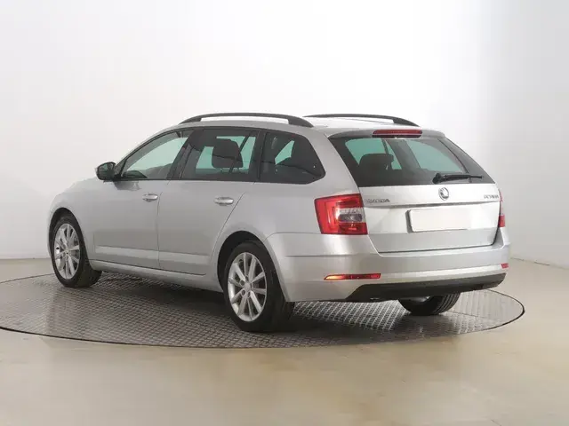 Skoda Octavia Combi 2017 photo 3