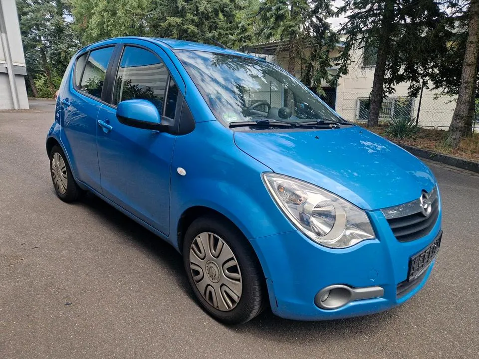 Opel Agila