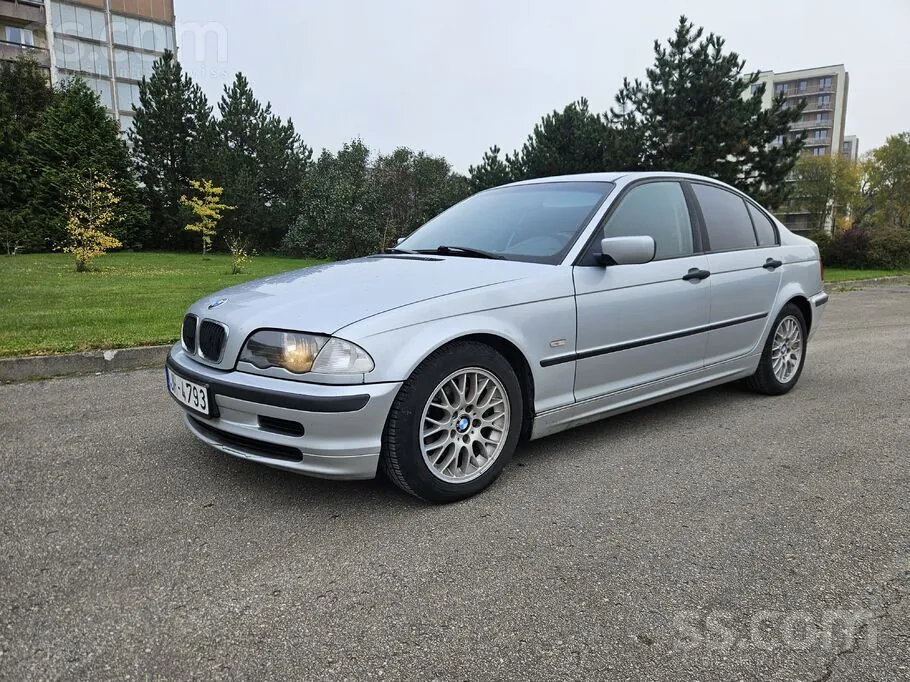 BMW 318