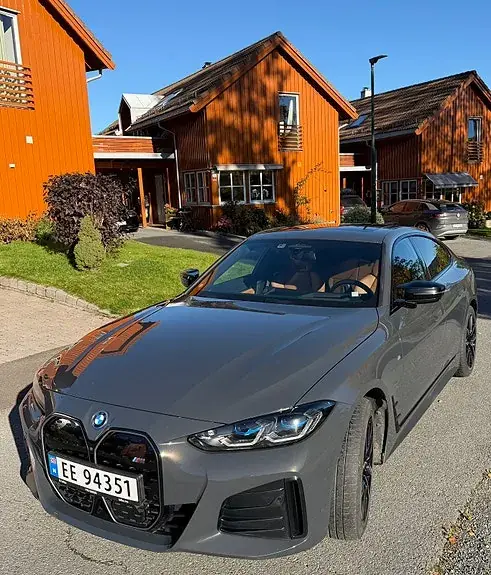 BMW I4 2023 photo 2