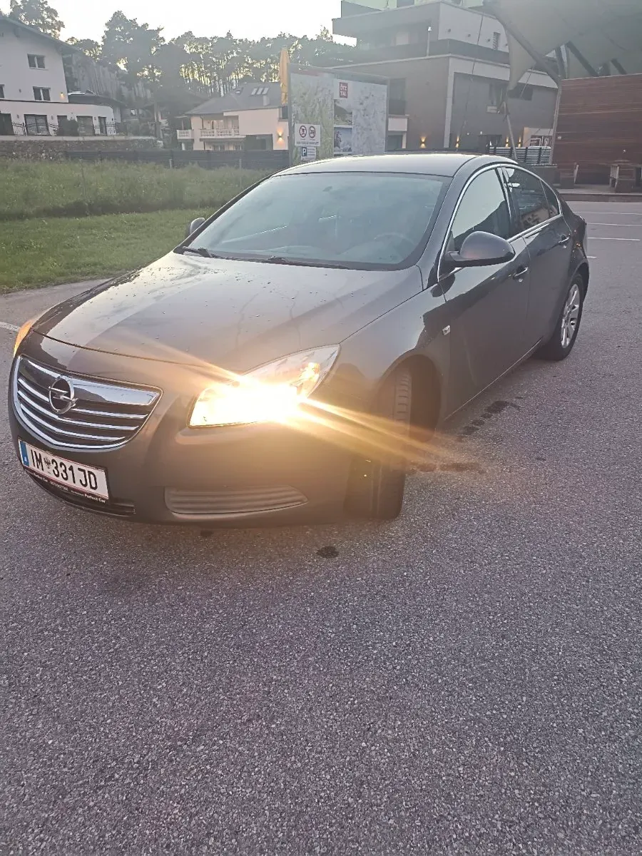 Opel Insignia 2010 photo 3