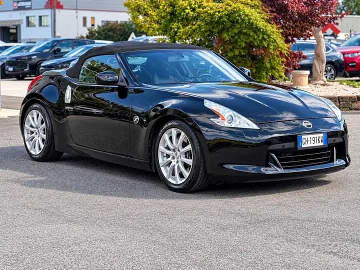 Nissan Z