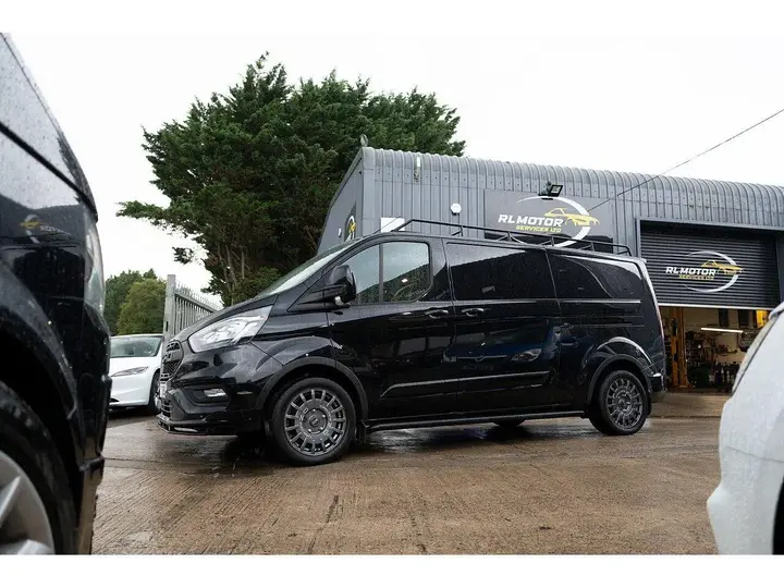 Ford Transit Custom 2022 photo 3