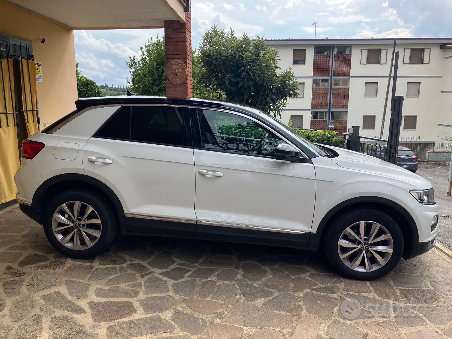 Volkswagen T-Roc 2021 photo 4