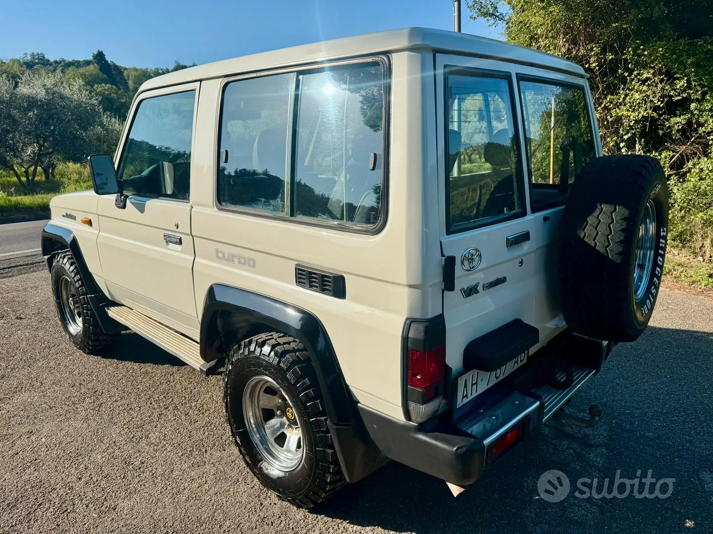 Toyota Land Cruiser 1991 photo 2